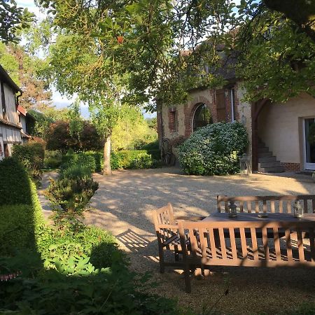 Le Puits D'Angle Bed & Breakfast Thibivillers Екстериор снимка