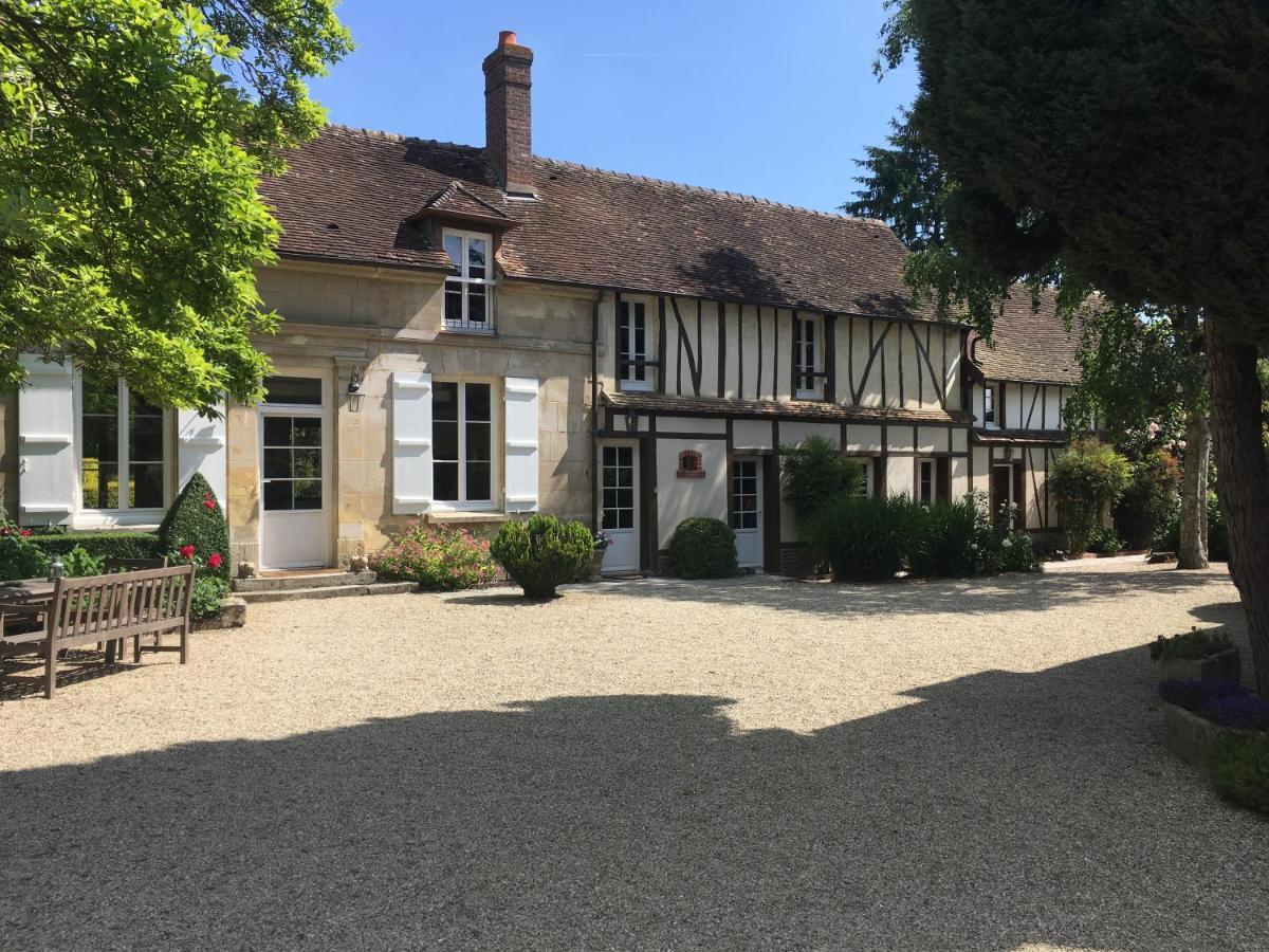 Le Puits D'Angle Bed & Breakfast Thibivillers Екстериор снимка