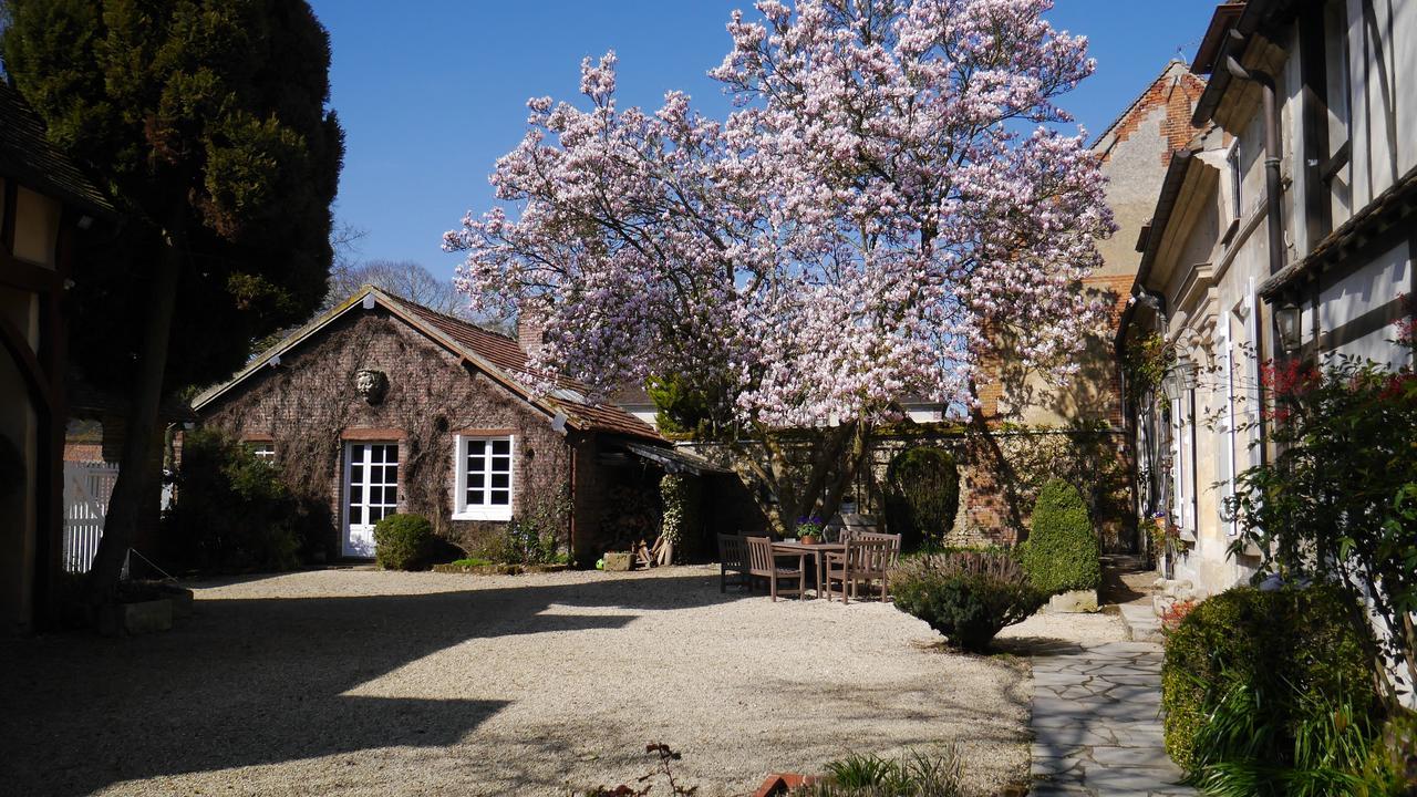 Le Puits D'Angle Bed & Breakfast Thibivillers Екстериор снимка