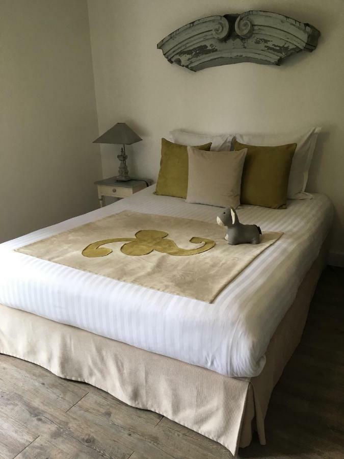 Le Puits D'Angle Bed & Breakfast Thibivillers Екстериор снимка