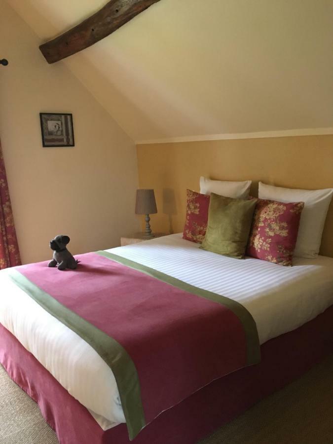 Le Puits D'Angle Bed & Breakfast Thibivillers Екстериор снимка